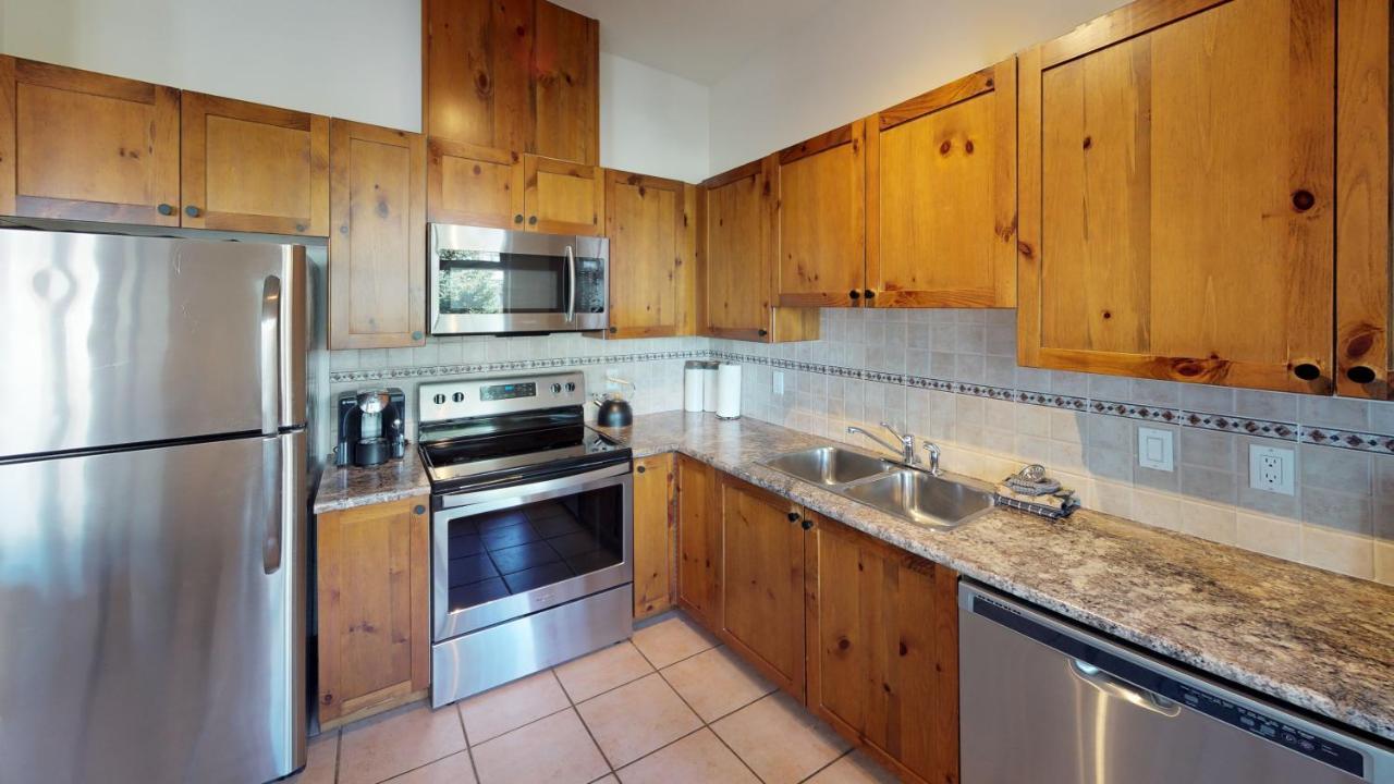 Stoney Creek Northstar By Whistler Premier Appartement Buitenkant foto
